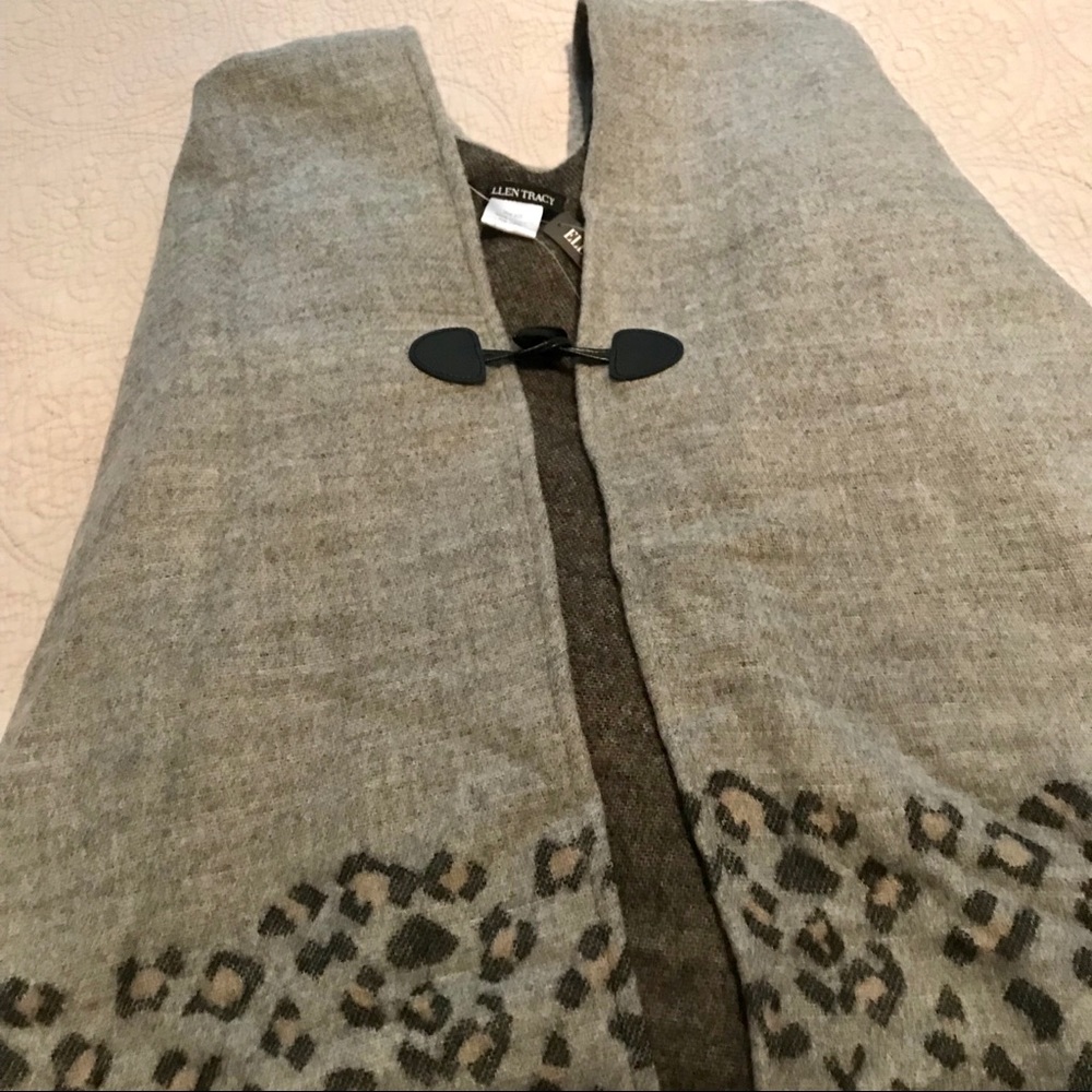 NWT Ellen Tracy Cold Weather Poncho